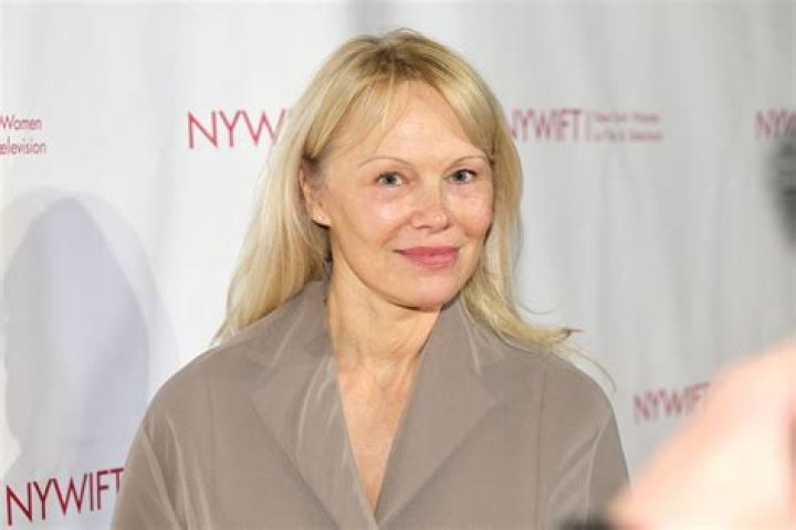 Carol Andreson Net Worth