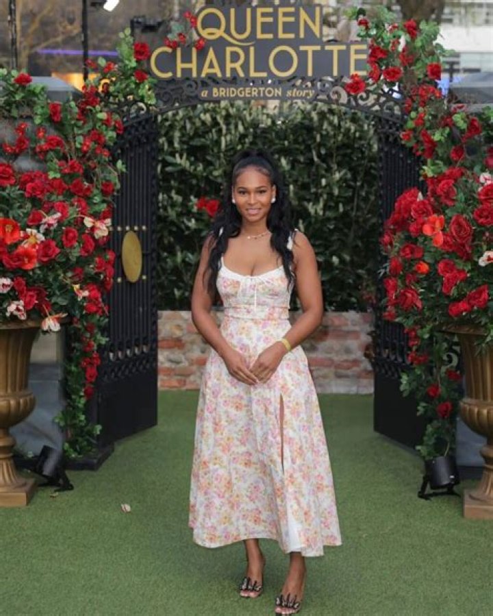 Chloe Weir Net Worth