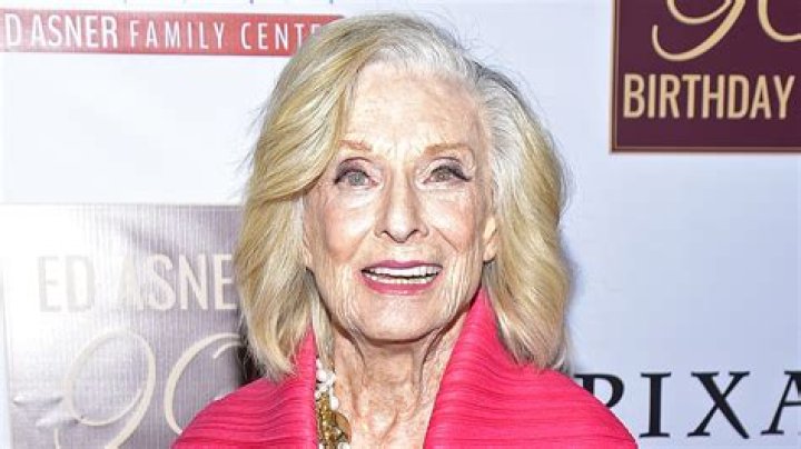 Cloris Leachman Height, Weight, Net Worth, Age, Birthday, Wikipedia, Who, Instagram, Biography