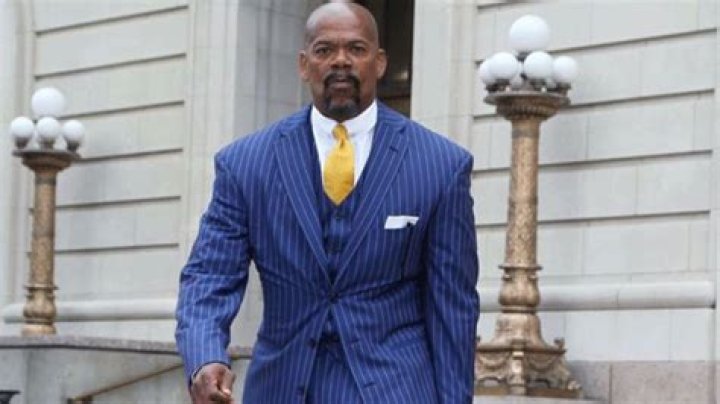 Clyde Bennett Net Worth