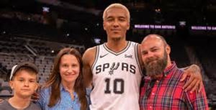 Dad Ryan Williams and Mom Aneta Sochan, Meet Jeremy Sochan Parents