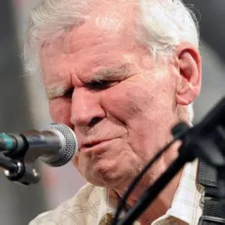 Doc Watson Net Worth, Income, Salary, Earnings, Biography