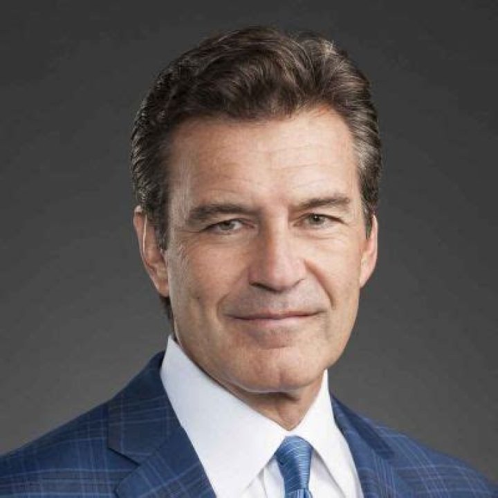 Dr. Neal Elattrache Net Worth: How Much Is His Worth? Salary And Career Explore