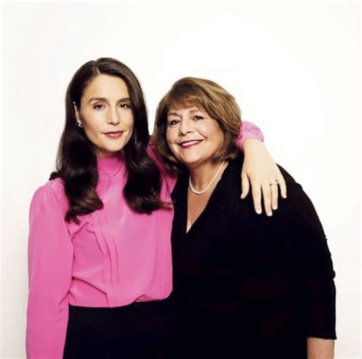 Fact Check: Is Jessie Ware Jewish? Religion Explored