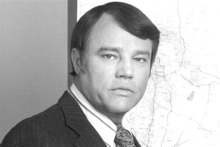 Forged in Fire David Baker Net Worth, Wiki, Wife, Kids, Salary, Age