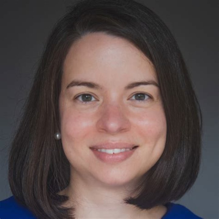 Freida Pinto- Age, Net Worth, Height, Husband, Career, Ethnicity