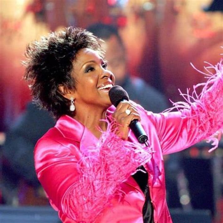 Gladys Knight Bio, Wiki, Age, Height, Husband, The Pips and Net Worth