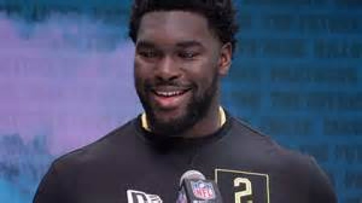 Hakeem Adeniji Contract, PFF, Draft, Pro Bowl, Salary