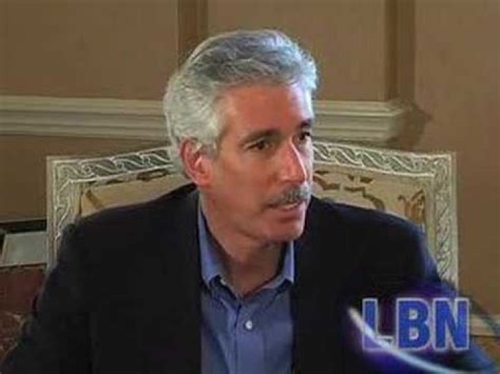 How Much Money Does Jan Schlichtmann Make? Latest Jan Schlichtmann Net Worth Income Salary