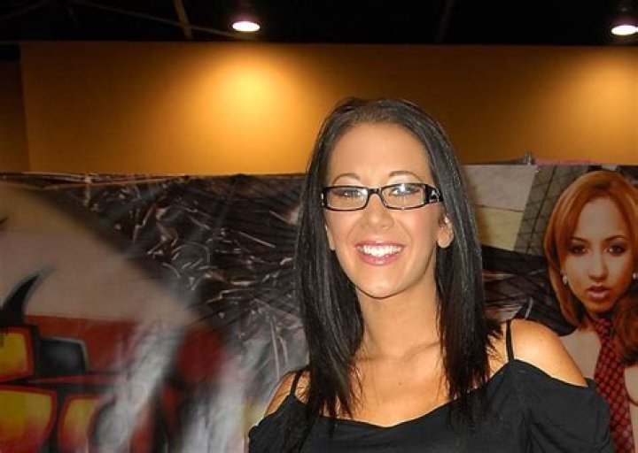 How Much Money Does Jayden Jaymes Make? Latest Jayden Jaymes Net Worth Income Salary