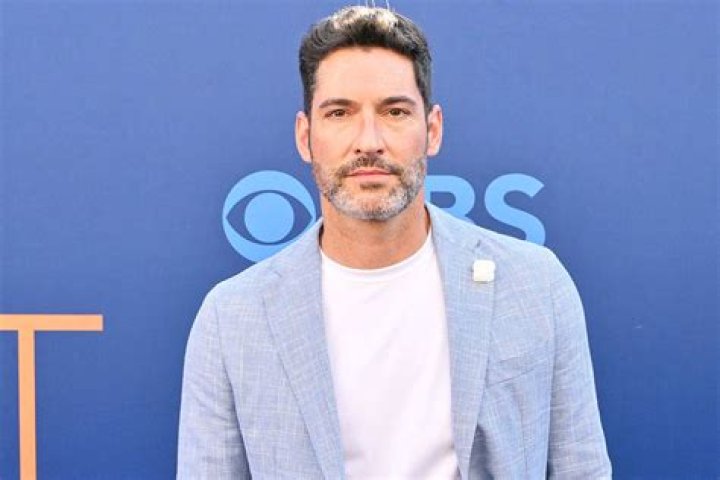 Is Tom Ellis Gay? Age, Height, Net Worth