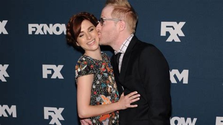 Josh Alexander: Age, Wiki, Biography, Aya Cash Husband, When Did They Married?