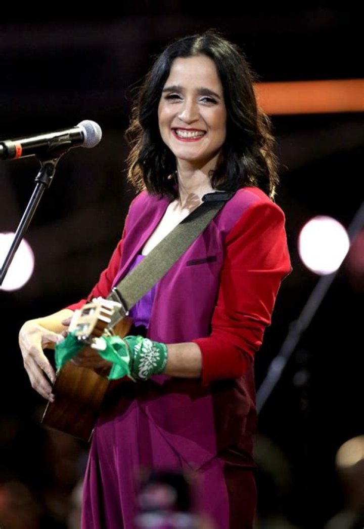 Julieta Venegas Net Worth