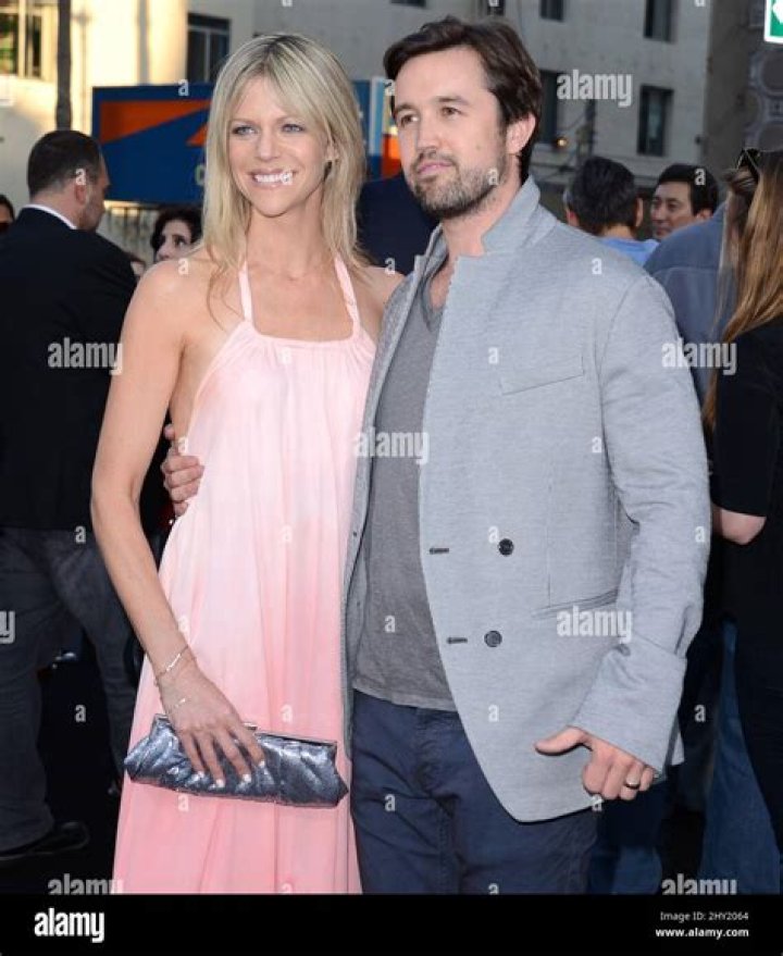 Katie McElhenney: Who Is Rob McElhenney sister?