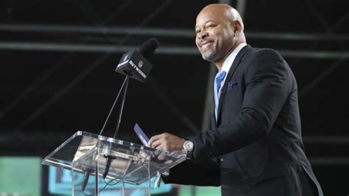 Laveranues Coles Net Worth, Income, Salary, Earnings, Biography