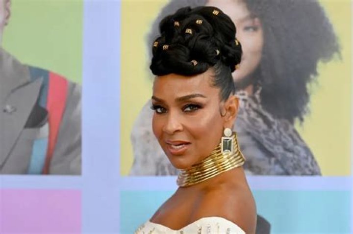 LisaRaye McCoy Net Worth: How Wealthy is the the Actress?