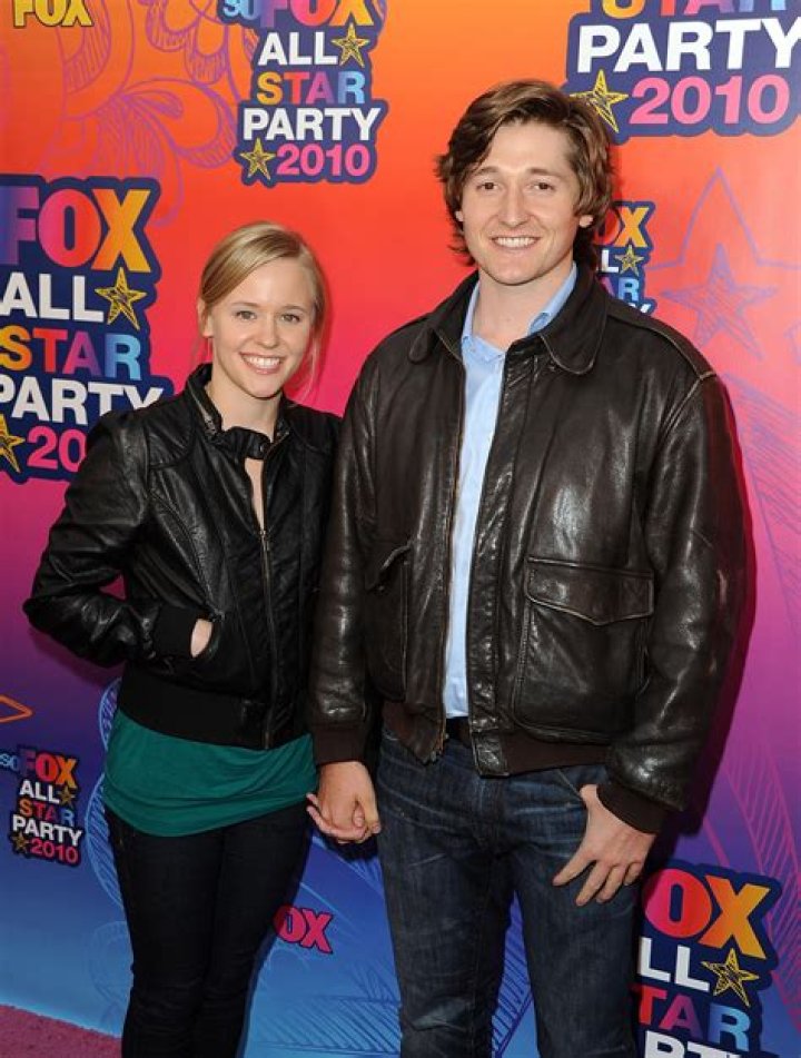 Lucas Neff Net Worth, Age, Movies And TV Shows, Height