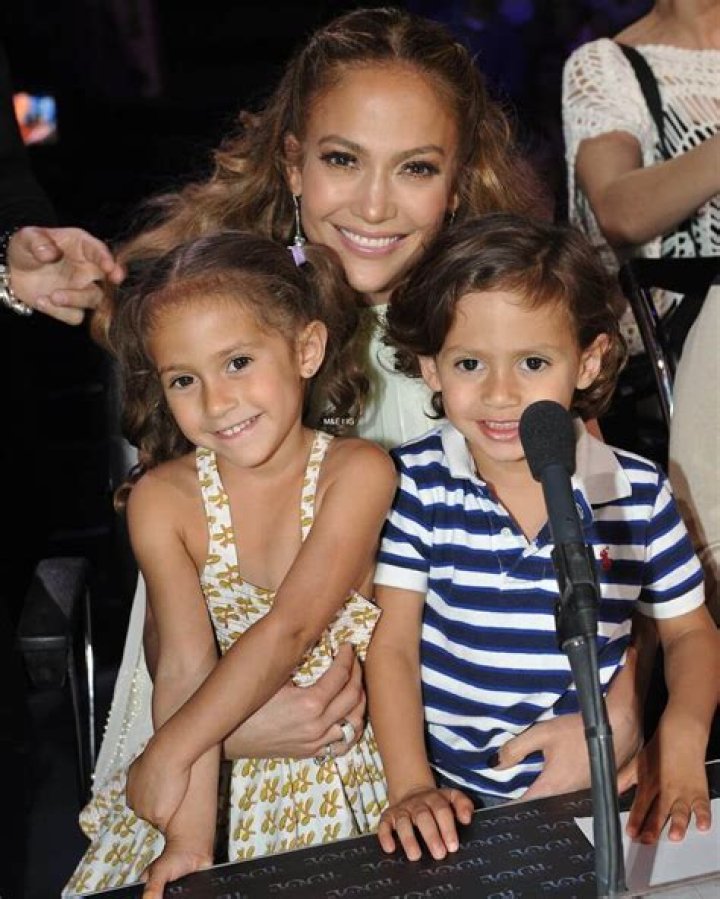 Maximilian David Muniz: Jennifer Lopez, Twin & Net Worth