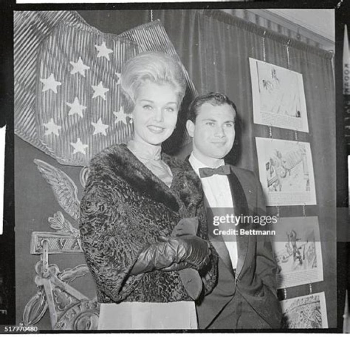 Michael Selsman: Who is Carol Lynley Husband?