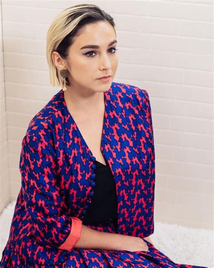 Molly McMillen Net Worth