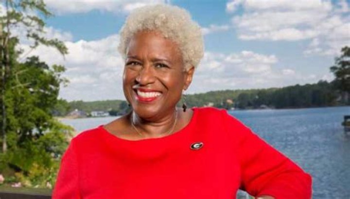 Monica Pearson Net Worth, Income, Salary, Earnings, Biography