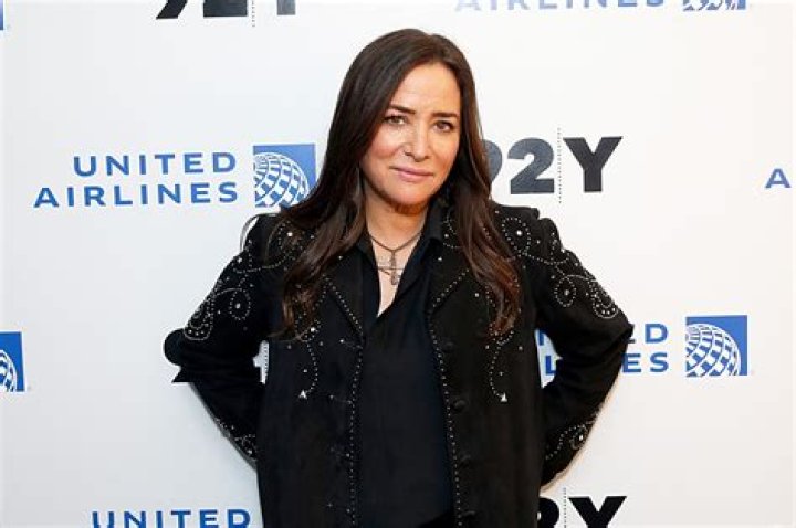 Pamela Adlon’s Net Worth, Age, Height, Weight, Husband, Kids, Bio-Wiki
