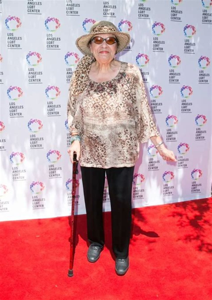 Shelley Morrison Net Worth