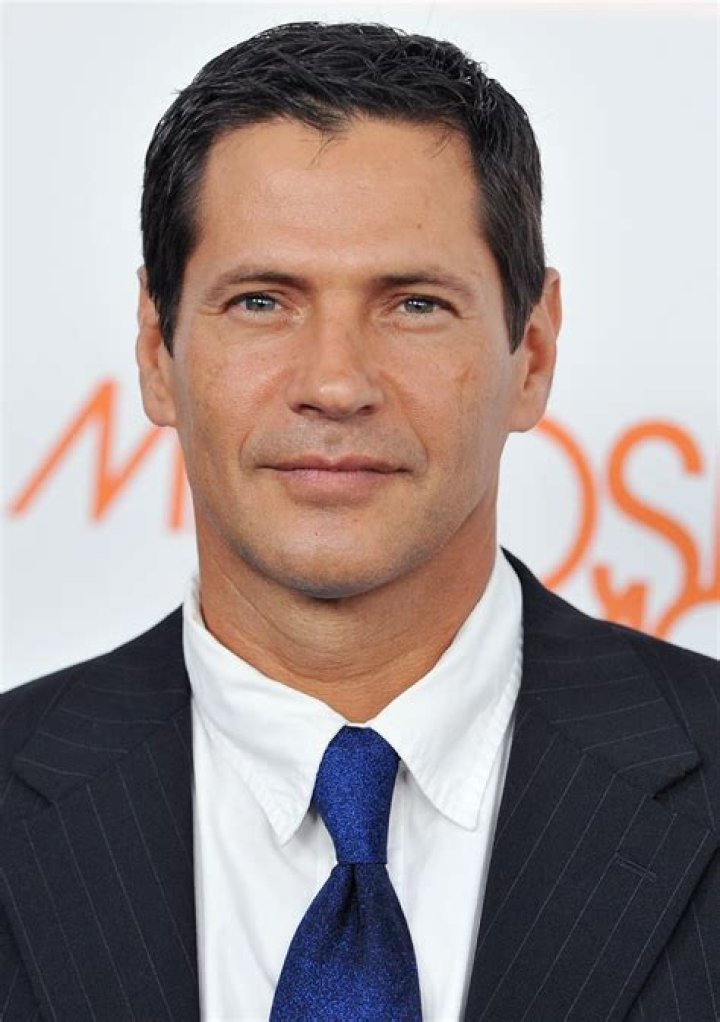 Thomas Calabro Biography, Age, Wife, Net Worth, Movies, TV Shows