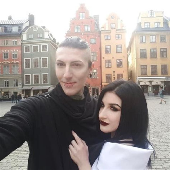 Who Is Chris Motionless (Chris Cerulli) – His Height, Tattoos, Girlfriend And Age