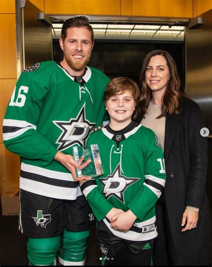 Who Is Sarah Pavelski? Everything To Know About Joe Pavelski Wife